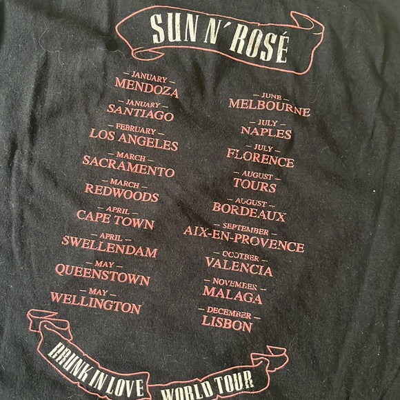 Graphic Tee - Picture 4 of 4